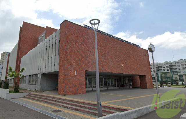 小学校　札幌市立東札幌小学校（小学校）まで445m