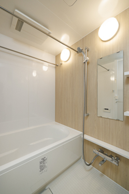 バス・シャワールーム　※写真は同タイプ住戸です。