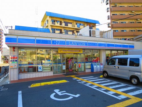コンビニ　ローソン 東大阪荒本西四丁目店（コンビニ）まで396m