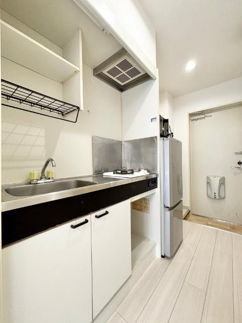 キッチン　※他の部屋の写真撮なります