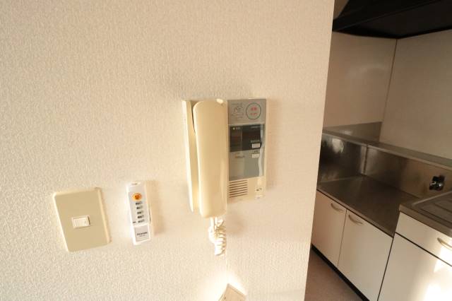 セキュリティ　インターホンで安心♪