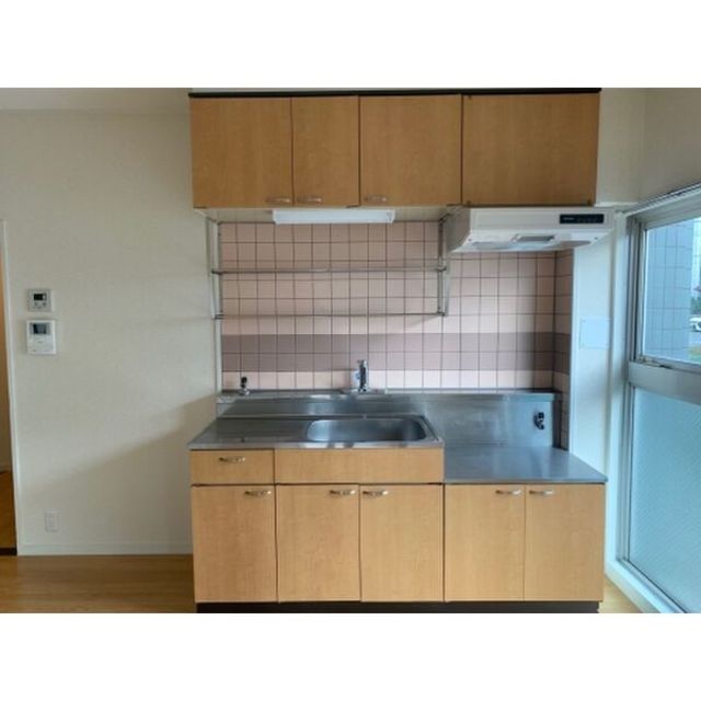 キッチン　【キッチン】改装工事中のため別部屋参考写真