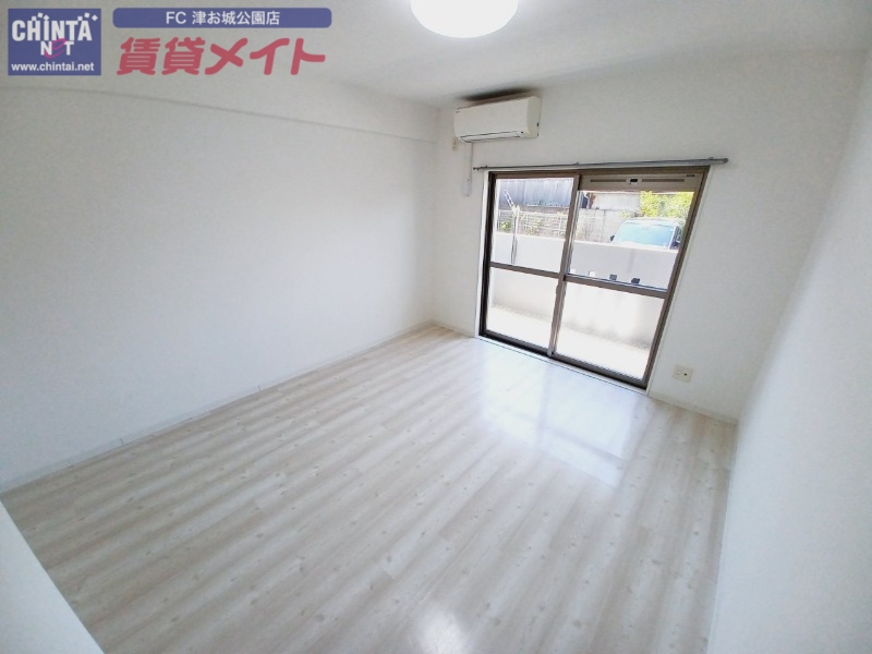 その他部屋・スペース　同じ物件、別部屋の写真です