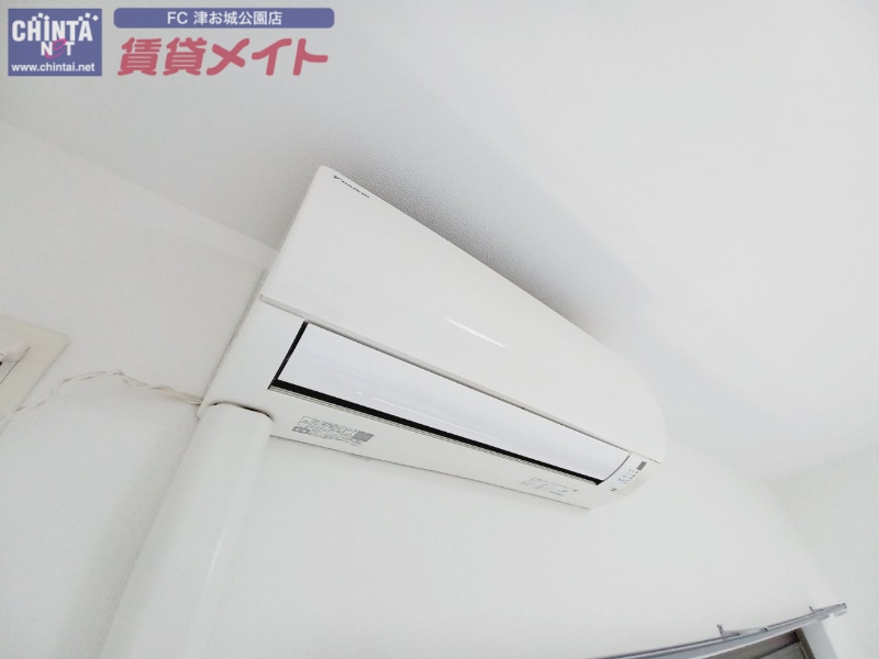 その他設備　同じ物件、別部屋の写真です