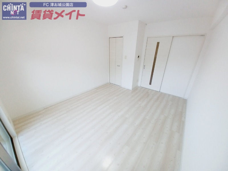 居室・リビング　同じ物件、別部屋の写真です