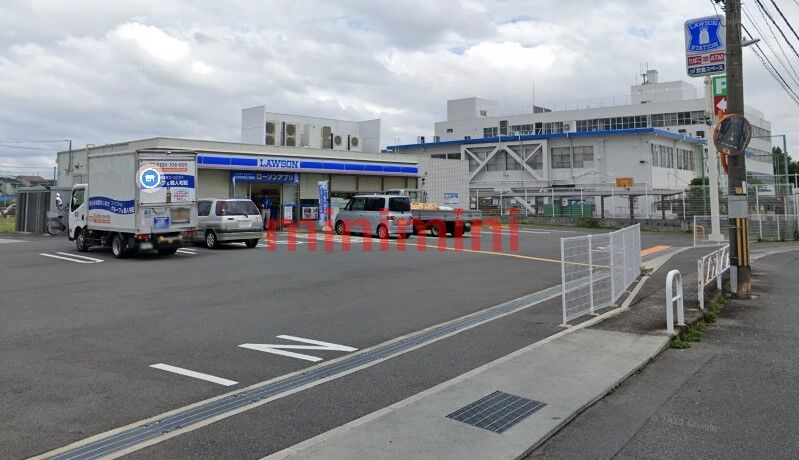 コンビニ　ローソン高槻赤大路町店（コンビニ）まで517m