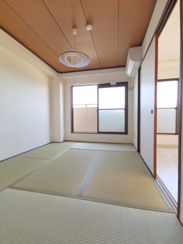 その他部屋・スペース　南向きで明るい和室