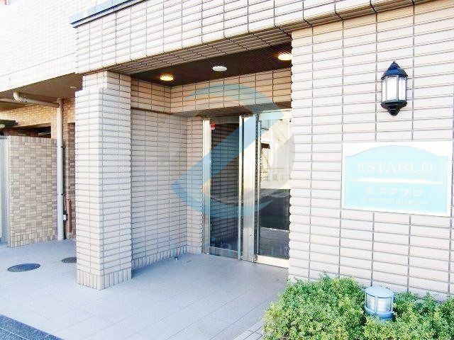 エントランス　エントランス