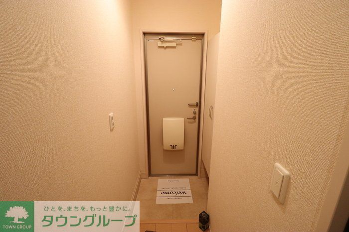 玄関　お問合せはタウンハウジングまで！※現地待合わせ相談可能