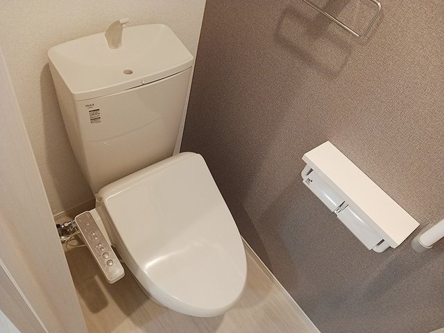 トイレ　シンプルで使いやすいトイレです