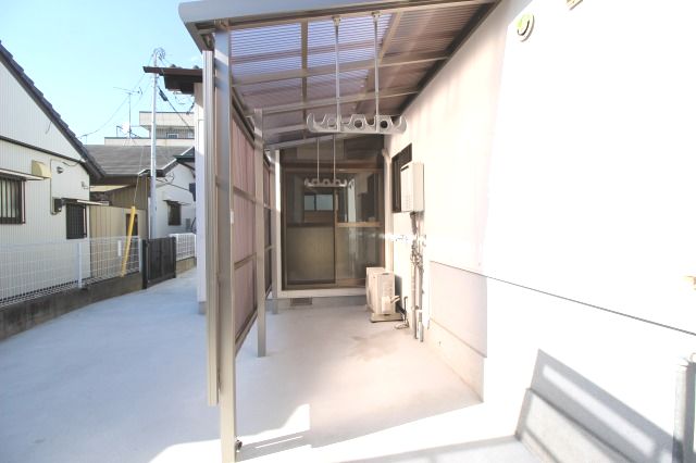 庭　簡単な家庭菜園も楽しめるお庭です