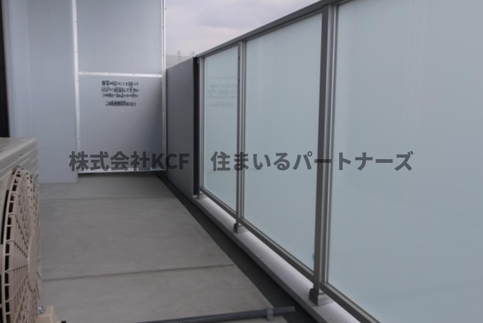 バルコニー　外からの目が気にならないバルコニーで洗濯物が干せます