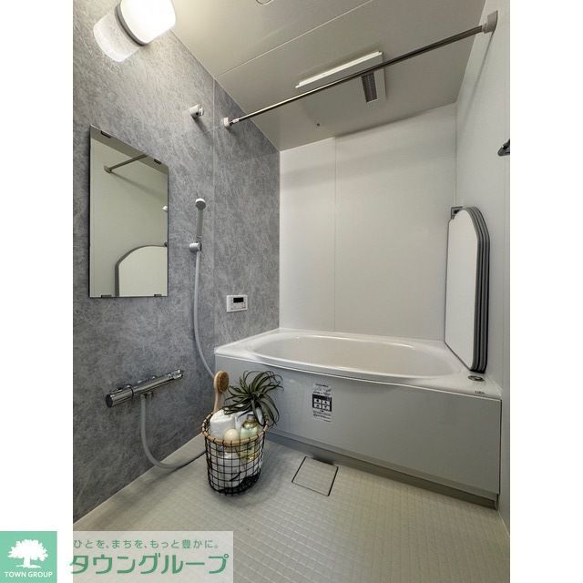 バス・シャワールーム　【家具・家電の備え付けはありません】