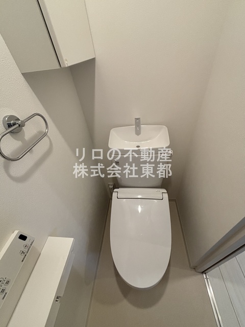 トイレ　洗浄・暖房便座付です！