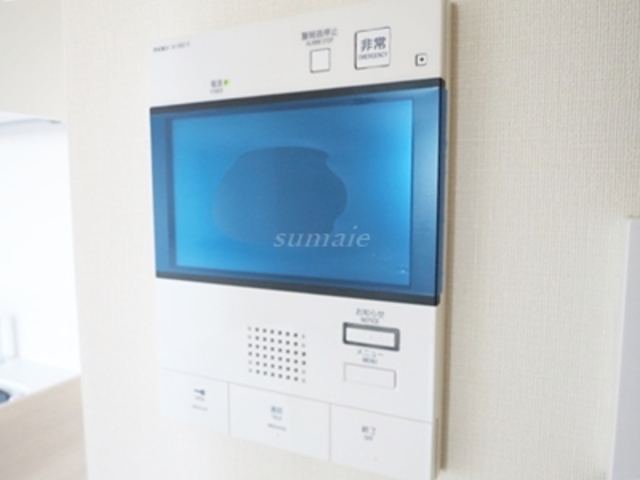 セキュリティ　モニター付きインターホン完備です☆