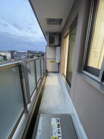 バルコニー　広々としたバルコニーです