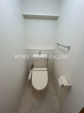 トイレ　落ち着いたトイレです