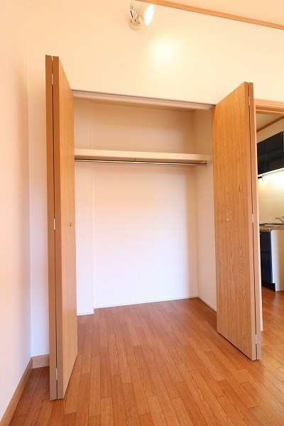 収納　洋室のクローゼット収納です。