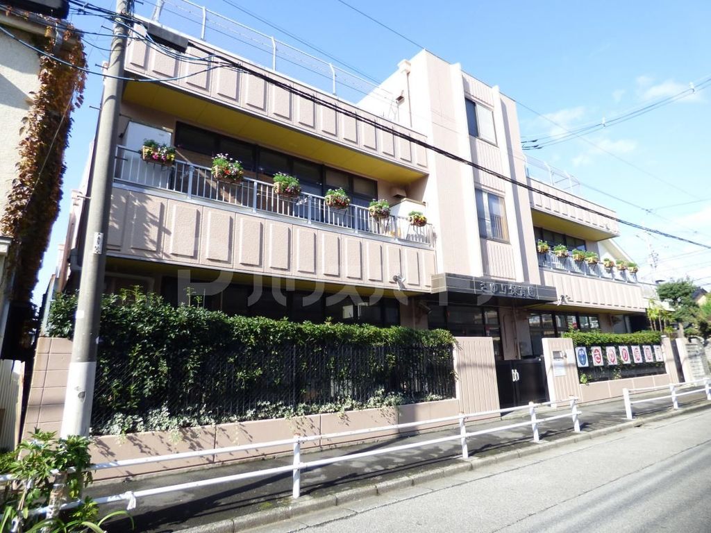 幼稚園・保育園　さゆり保育園（幼稚園・保育園）まで50m