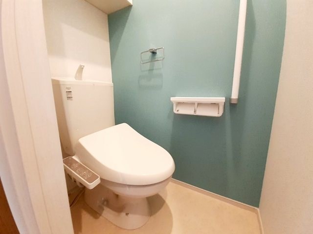 トイレ　※写真は同型タイプイメージになります。