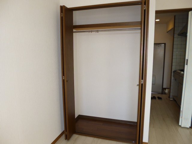収納　クローゼット