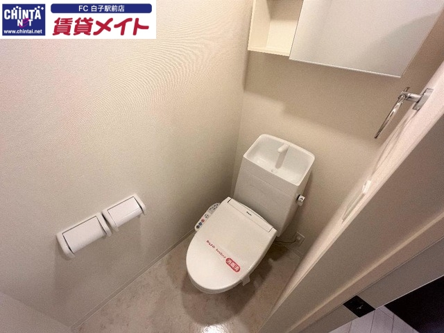 トイレ　同型タイプの写真です