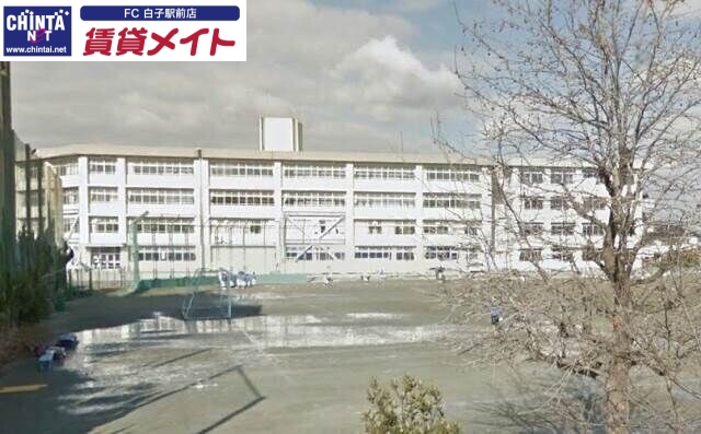 中学校　鈴鹿市立鼓ケ浦中学校（中学校）まで1891m