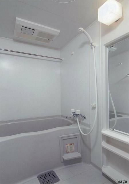 バス・シャワールーム　※別部屋の参考写真です。