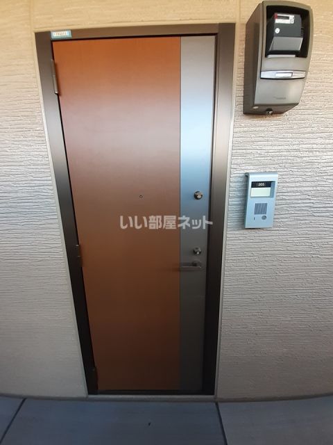 プランドールパレスの玄関写真