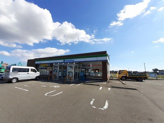 コンビニ　ファミリーマート新潟槇尾店（コンビニ）まで630m