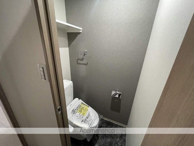 地下鉄御堂筋線 本町駅 徒歩17分 15階建 築5年のトイレ写真