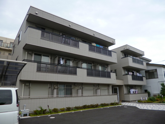 建物外観　オール電化のオートロックマンションです♪