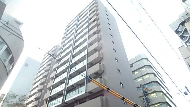 地下鉄谷町線 南森町駅 徒歩7分 築8年