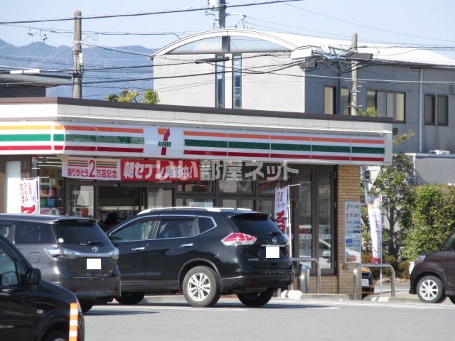 コンビニ　セブンイレブン 松阪大黒田町北店（コンビニ）まで970m