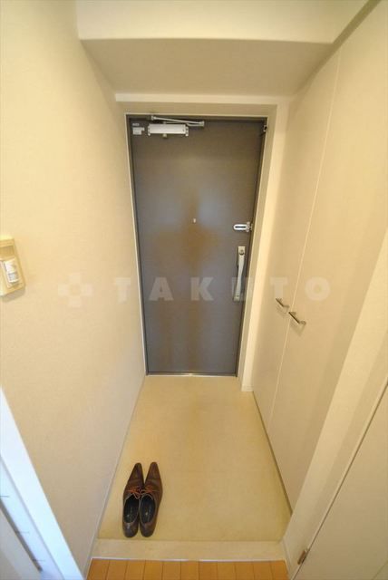 アーバンフラッツ新大阪Iの玄関写真