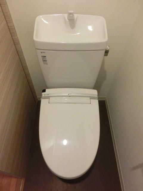 トイレ　★ウォシュレット機能★