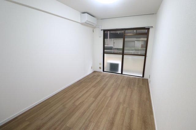 その他　個人の部屋や寝室として使える洋室です