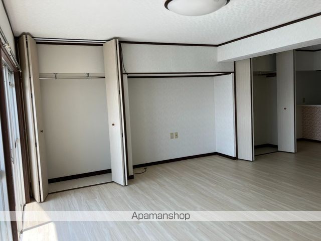 オリエンタルハイツの内装写真