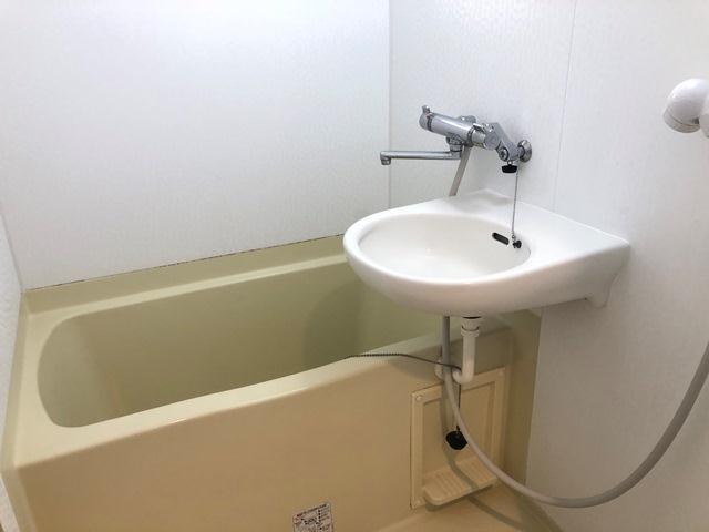 四谷フラワーマンションの風呂写真