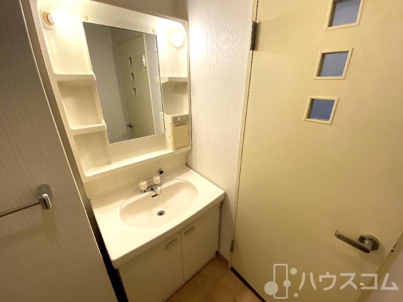 ＪＲ東西線 御幣島駅 徒歩5分 8階建 築38年の内装写真