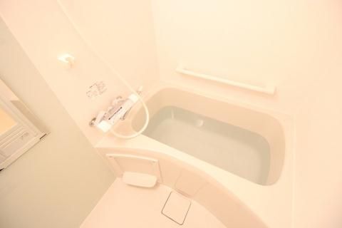 クレイノバンブー グローブの風呂写真
