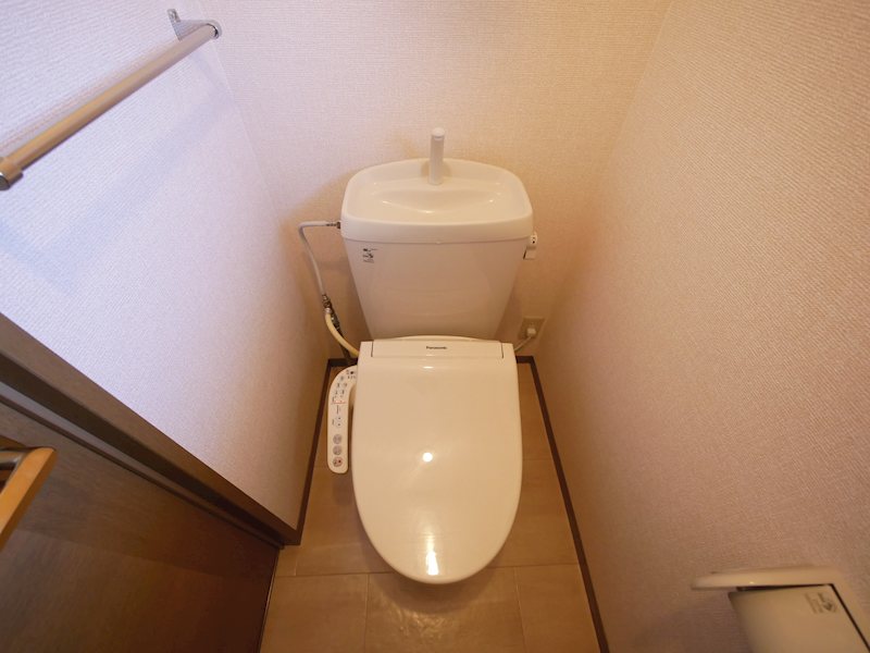 トイレ　ウォシュレット