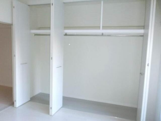 収納　ルナーク船木　練馬区小竹町1