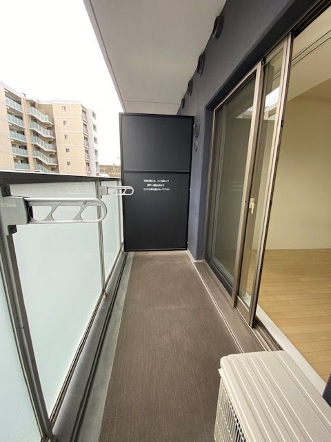 バルコニー　屋根付きバルコニーです。