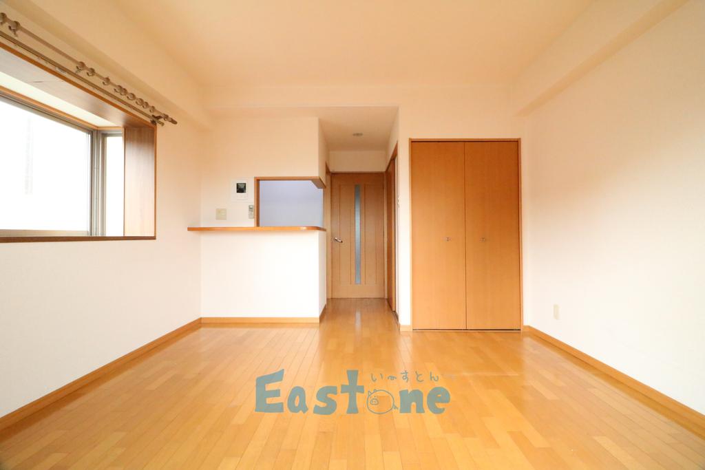 居室・リビング　家具の配置がしやすい間取※清掃前の写真です