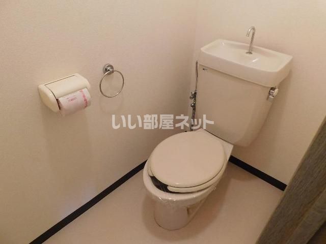 【仙台市青葉区西勝山のアパートのトイレ】