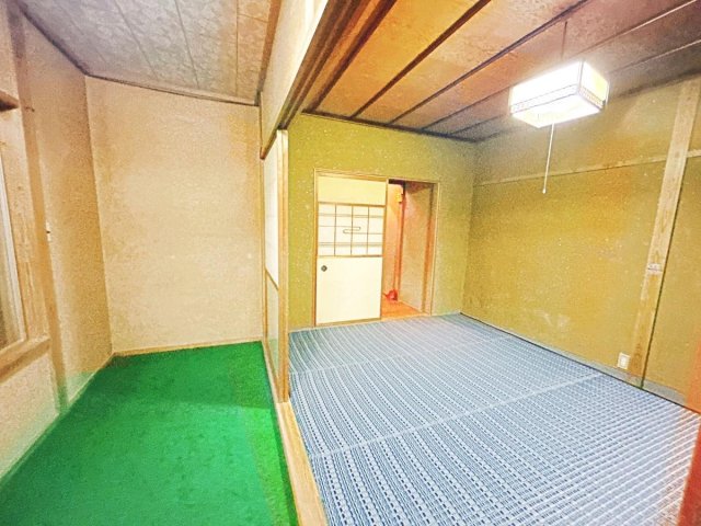 バルコニー　室内で物干しができます