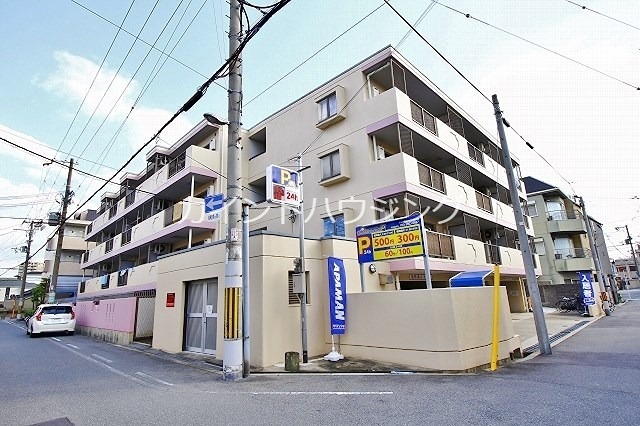 大阪市住吉区清水丘のマンションの建物外観