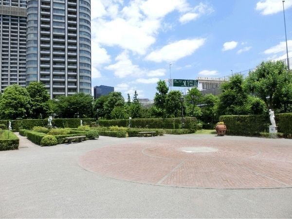 【東京ツインパークスレフトウイングの公園】