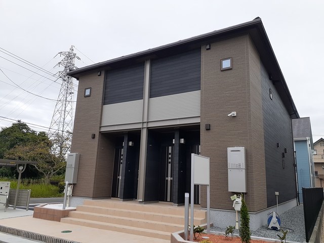 【富士宮市神田川町のアパートの建物外観】